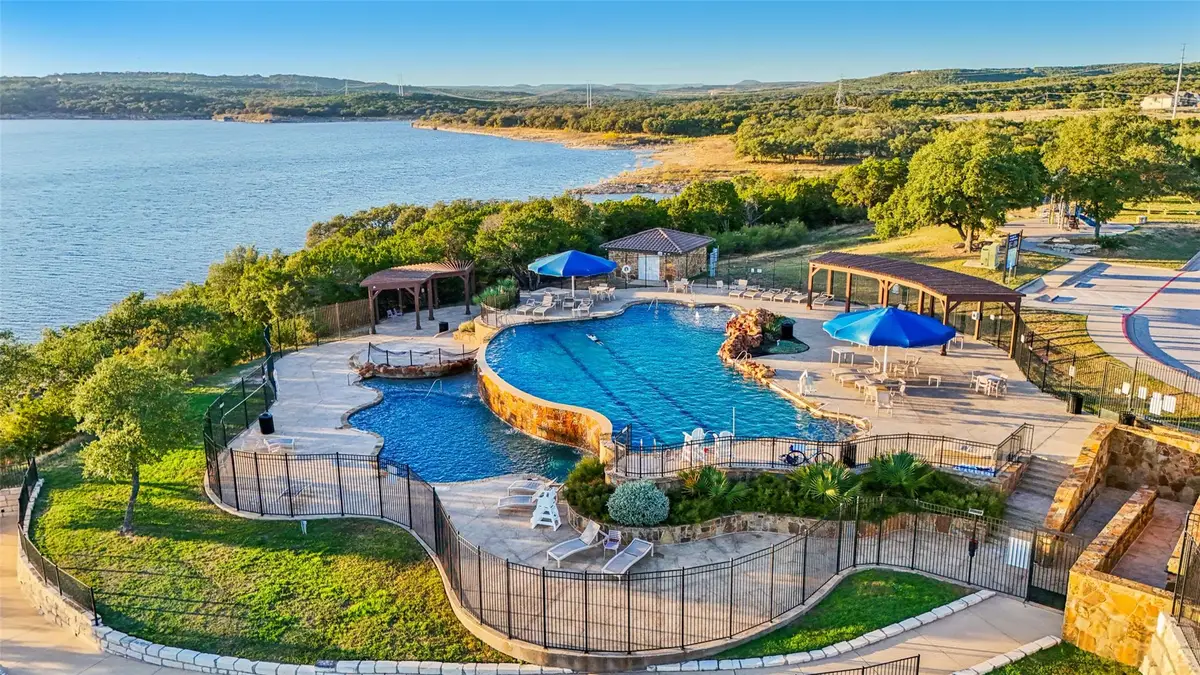 7906 Turnback Ledge Trl, Lago Vista, TX 78645 - Image #1