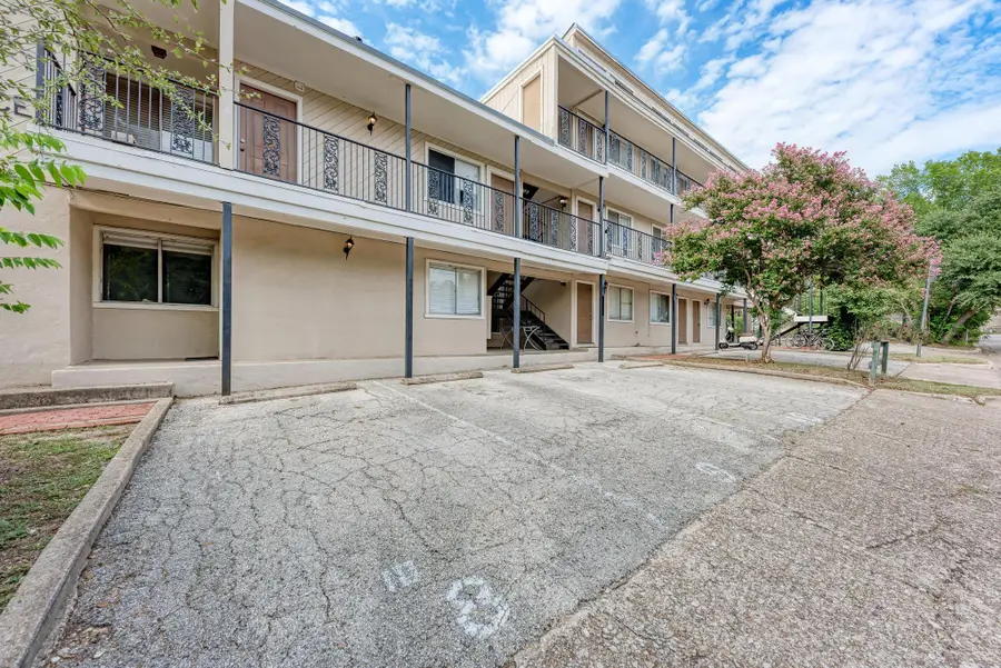1010 W 23rd St #6, Austin, TX 78705 - #2