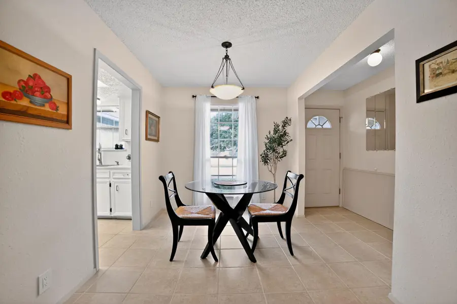 12404 Split Rail Cv, Austin, TX 78750 - Image #2