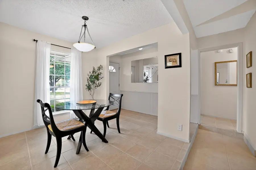 12404 Split Rail Cv, Austin, TX 78750 - Image #3