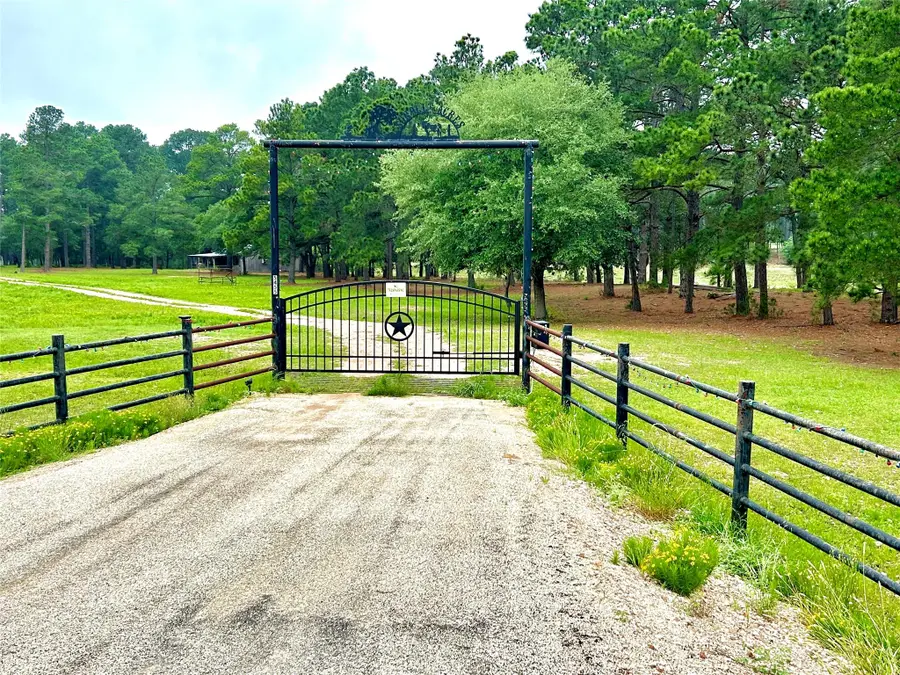 5455 N Us-77 Highway, La Grange, TX 78945 - #3