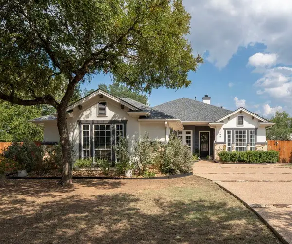 799 W Bartlett Dr, Buda, TX 78610