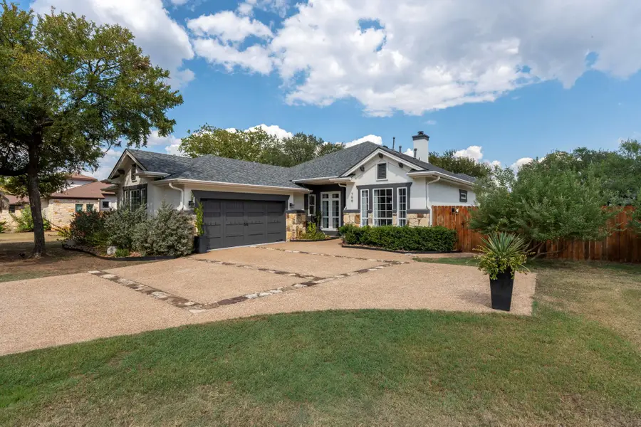 799 W Bartlett Dr, Buda, TX 78610 - #2