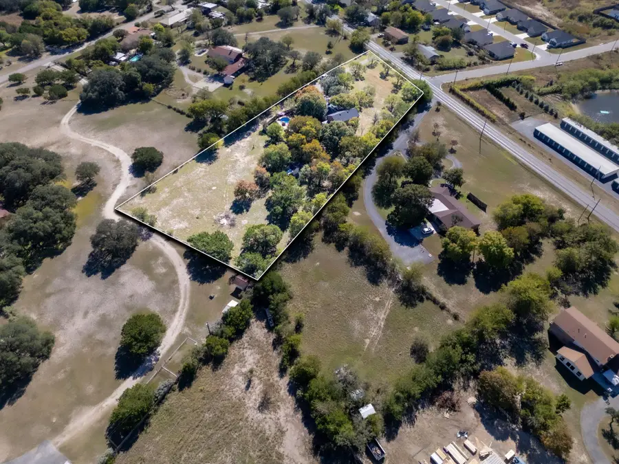 1307 Nix Rd, Lampasas, TX 76550 - Image #2