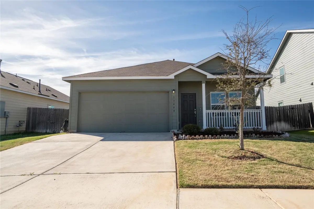 13400 Banquete St, Elgin, TX 78621 - #1