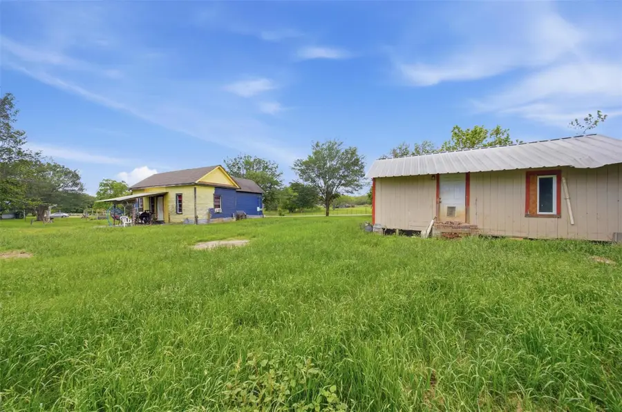 148 Brenham St, McDade, TX 78650 - #2