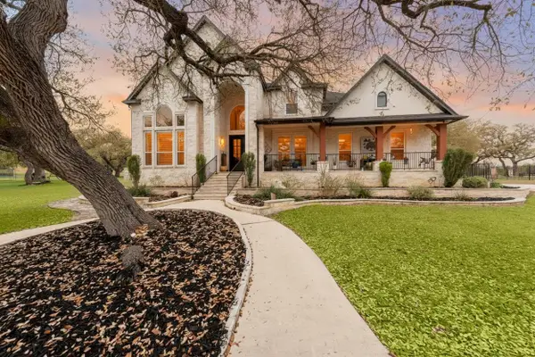 664 Ranchers Club Ln, Driftwood, TX 78619