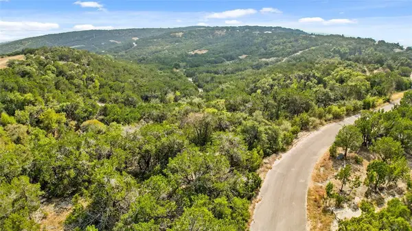 21105 Bison Trl, Lago Vista, TX 78645