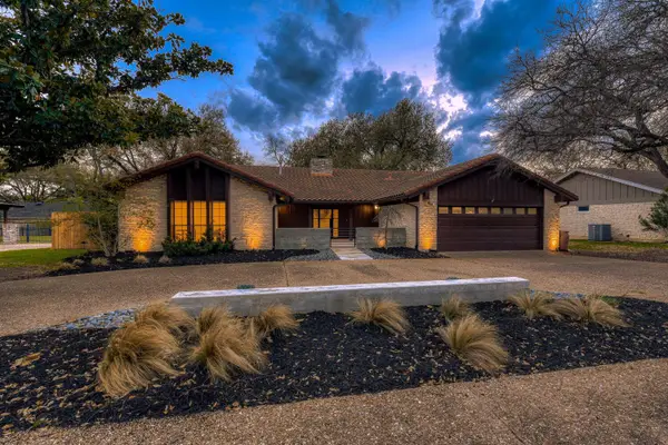 2209 Baltusrol Dr, Austin, TX 78747