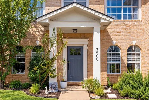 7500 Lobelia Dr, Austin, TX 78729