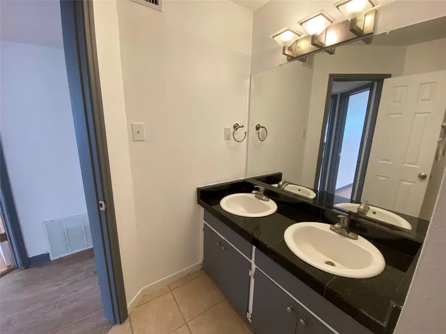 4306 Avenue A #113, Austin, TX 78751 - Image #3