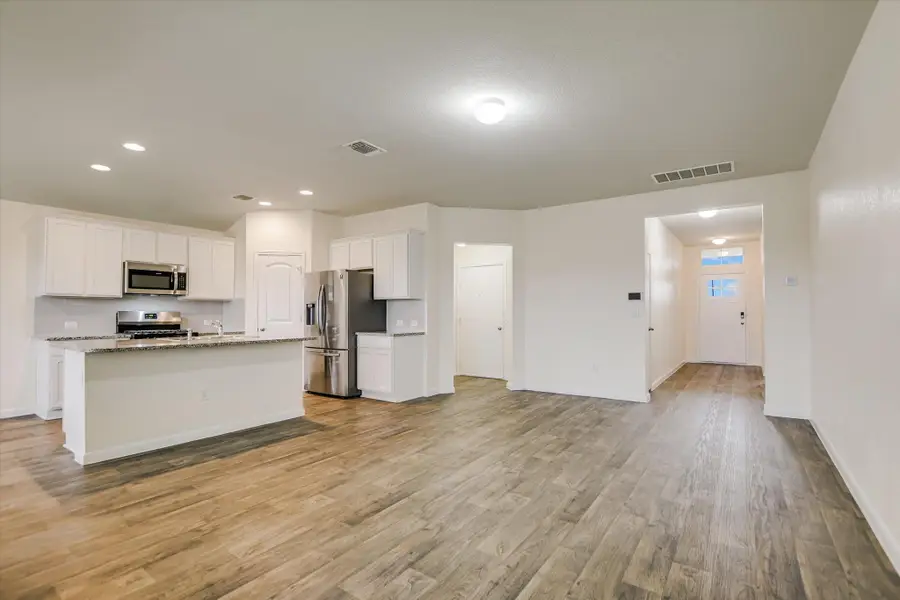 1011 Pembroke Ct, Hutto, TX 78634 - #2