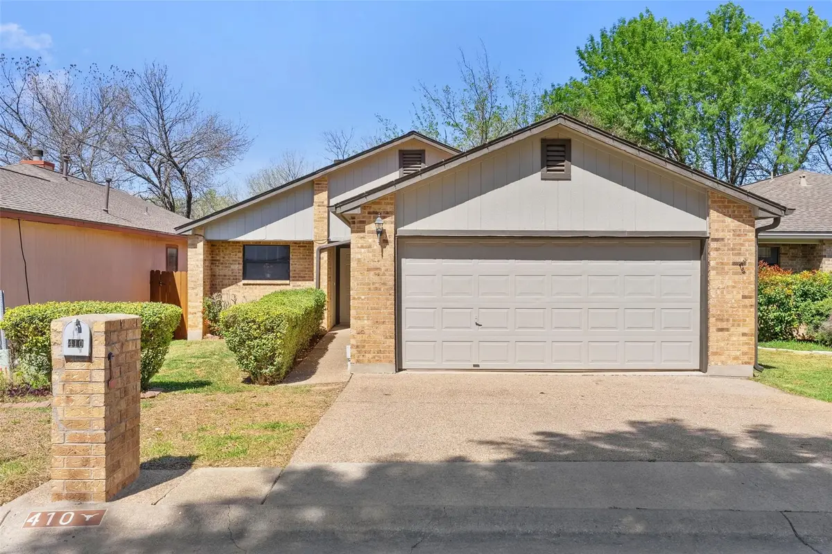 410 Village Ln, Buda, TX 78610 - #1