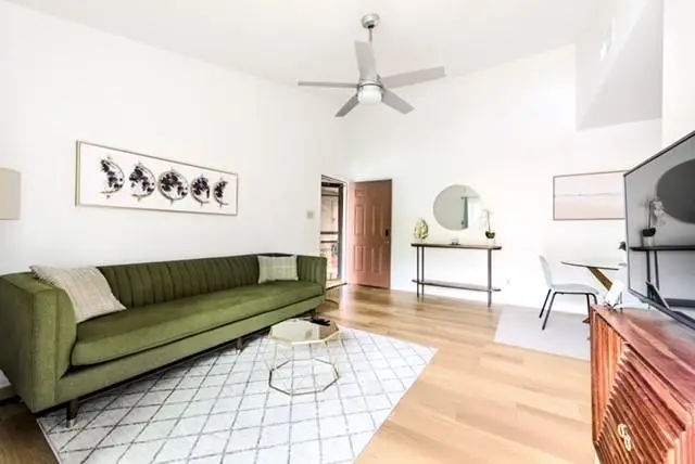 6903 Deatonhill Dr #39, Austin, TX 78745 - Image #2