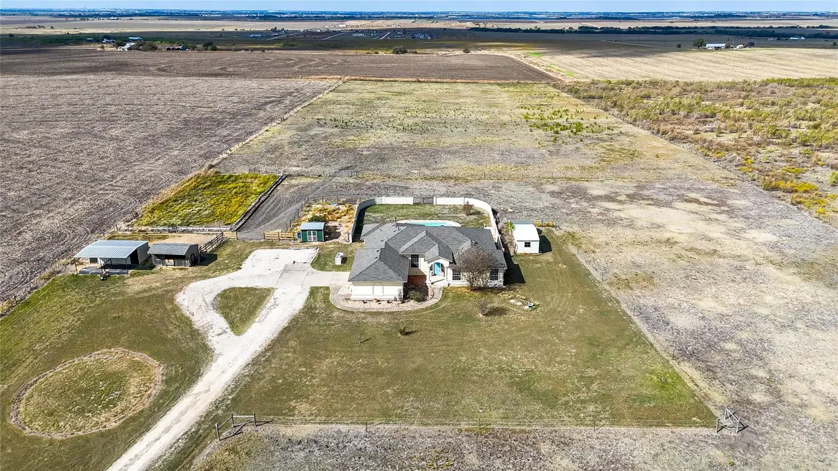 15620 Harry Lind Rd, Elgin, TX 78621 - Image #1