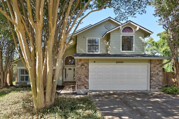 2000 Woods Cv, Round Rock, TX 78681
