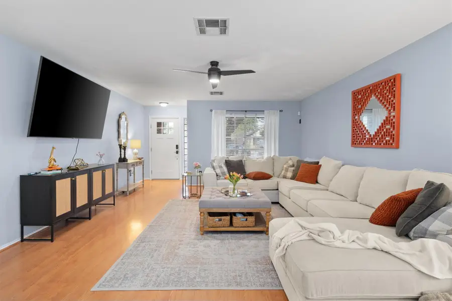 805 Dornach Ct, Pflugerville, TX 78660 - Image #3