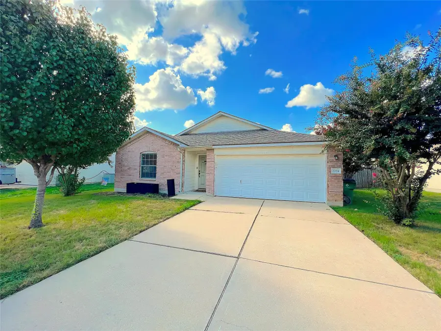 2204 Brewers Pl, Taylor, TX 76574 - #3