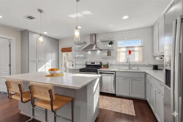 1110 W Oltorf St, Austin, TX 78704