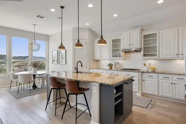 405 Baldovino Skwy, Lakeway, TX 78738