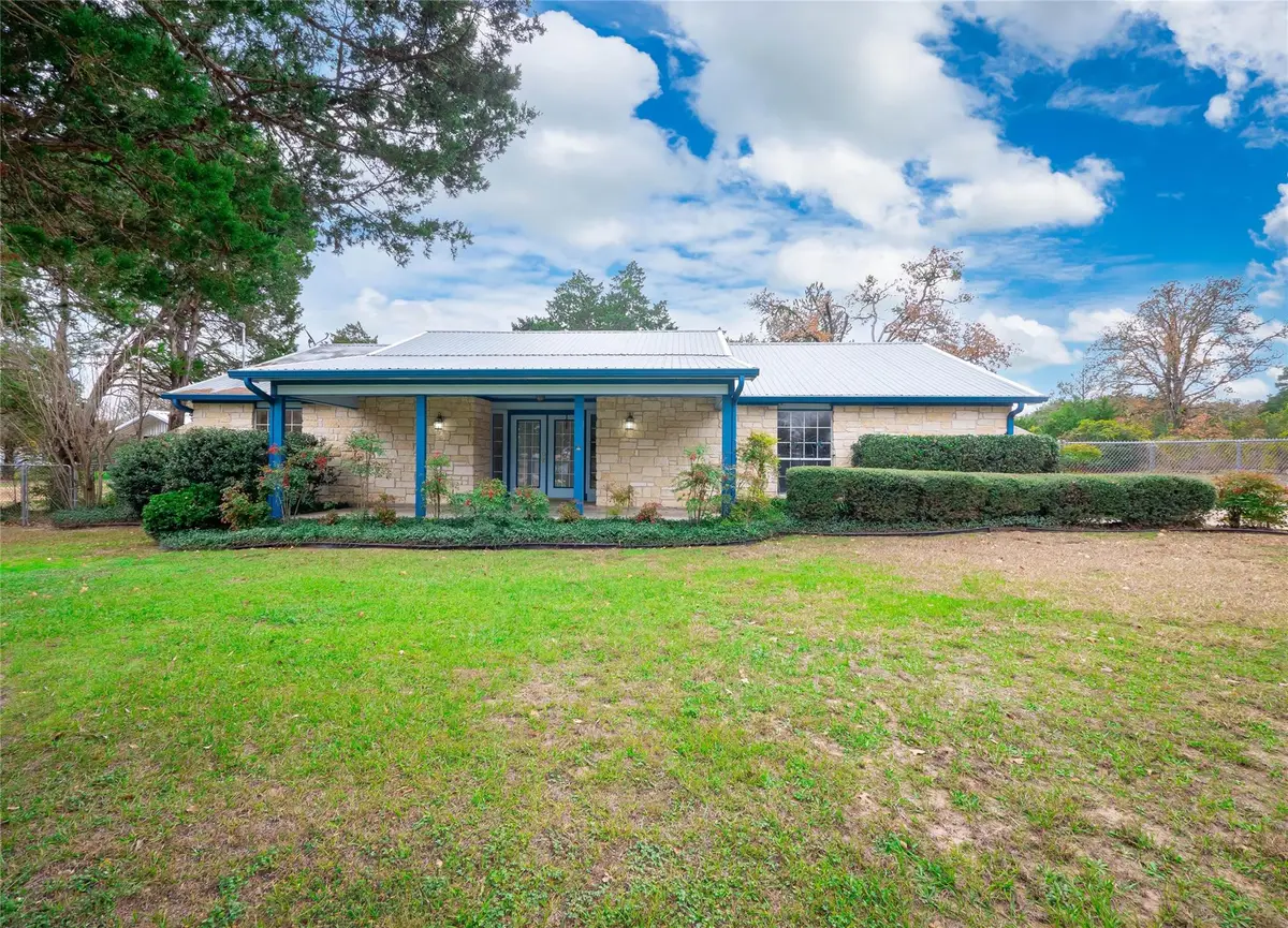 137 Blanket Flower Dr, Bastrop, TX 78602 - Image #1