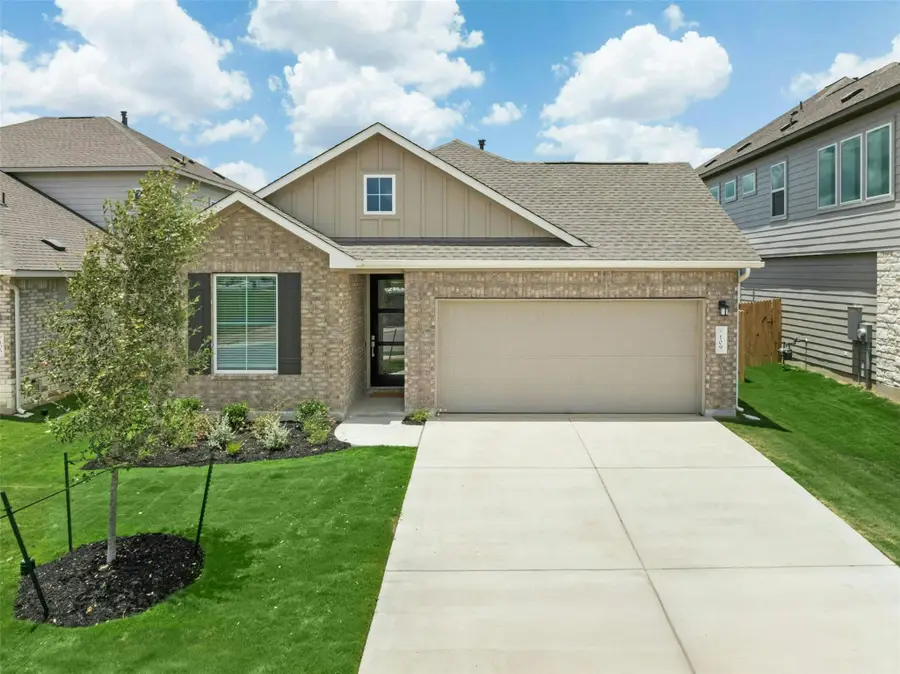109 Carlsbad Ct, Georgetown, TX 78626 - #2