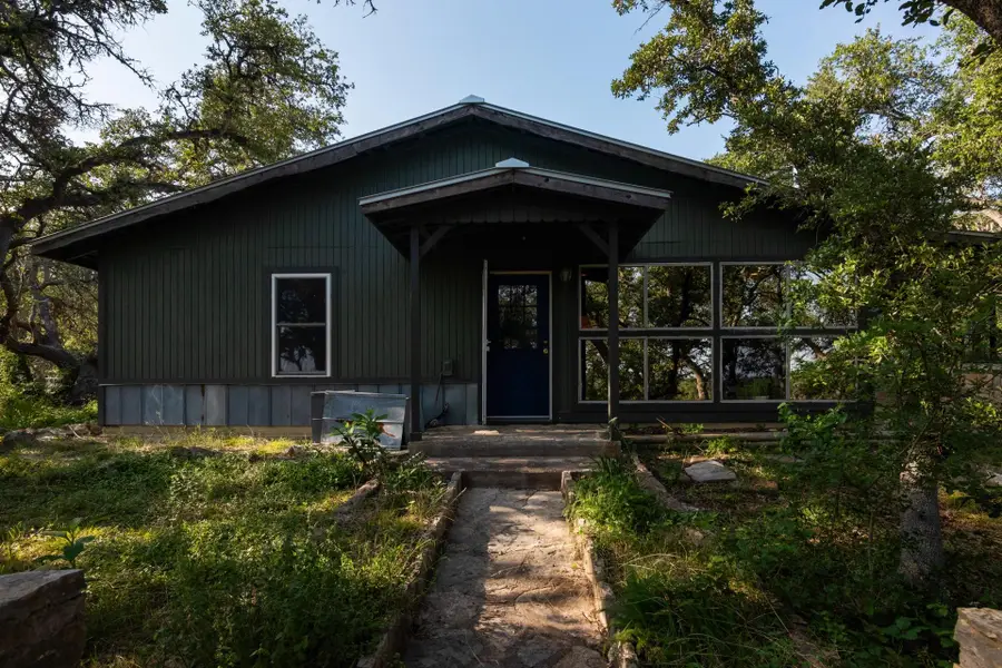 435 Spangenberg Rd, Fischer, TX 78623 - Image #2