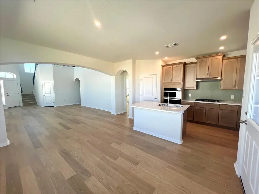 141 White Horses Dr, Kyle, TX 78640 - #2