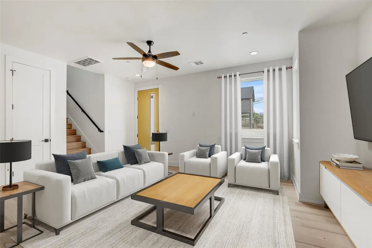 4127 E 12th St, Austin, TX 78721 - Image #1