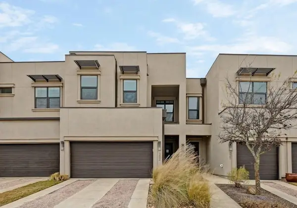 8200 Southwest Pkwy #302, Austin, TX 78735