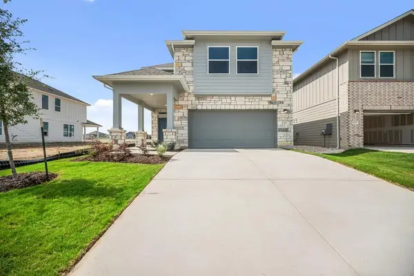 295 Young St, Buda, TX 78610