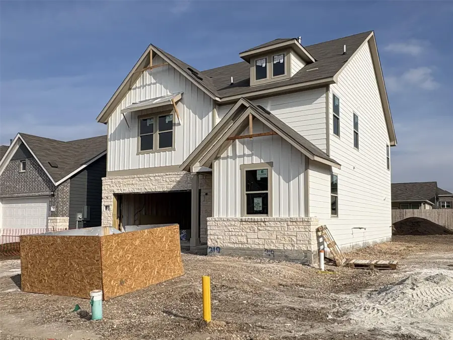 319 Willow Heights Dr, Hutto, TX 78634 - Image #3