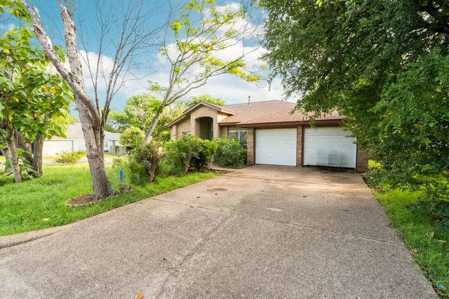 5611 Meadow Crst, Austin, TX 78744 - #2