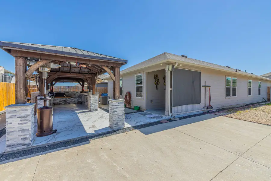 19000 Romano Dr, Elgin, TX 78621 - #2