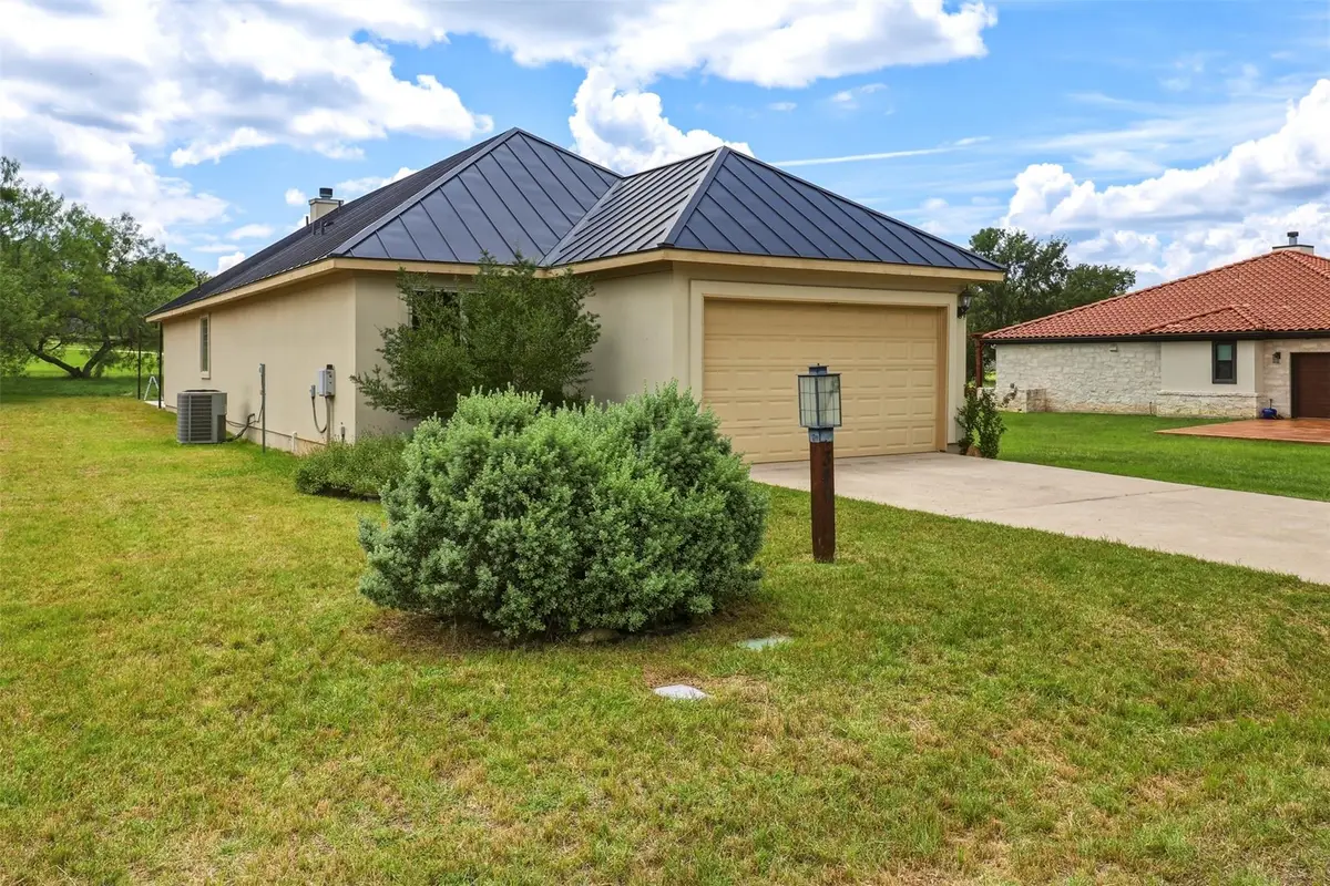 340 Sun Ray, Horseshoe Bay, TX 78657 - #1