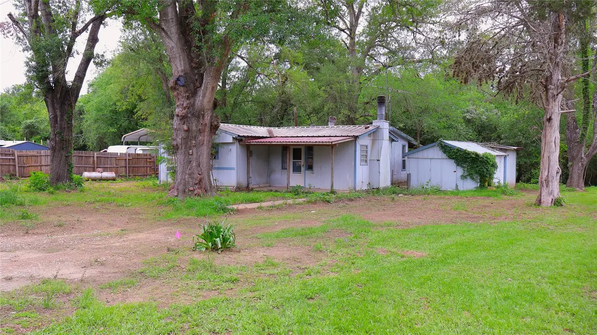 175 Ash St, Bastrop, TX 78602 - #1