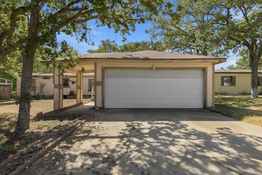 125 Live Oak Dr, Cedar Creek, TX 78612 - #2