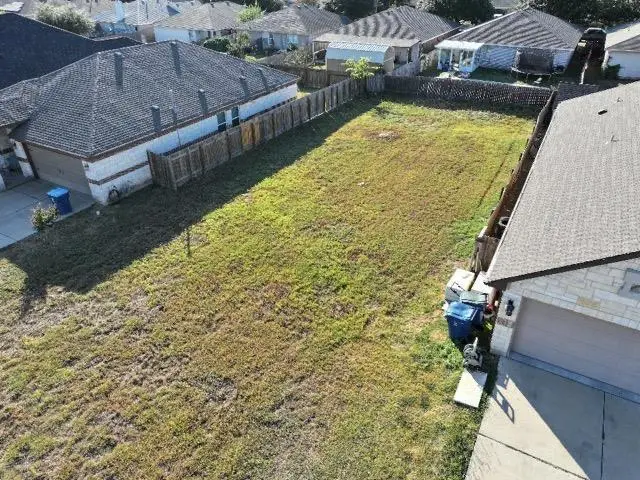 415 Gettysburg Loop, Elgin, TX 78621 - #1