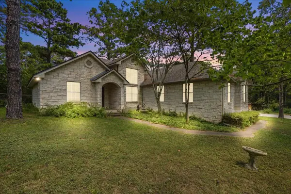 243 Pine View Loop, Bastrop, TX 78602