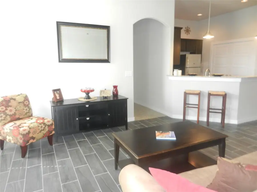 124 - 126 Hidden Springs Dr, Bastrop, TX 78602 - Image #2