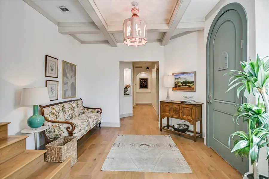 700 Furlong Dr, Austin, TX 78746 - #3