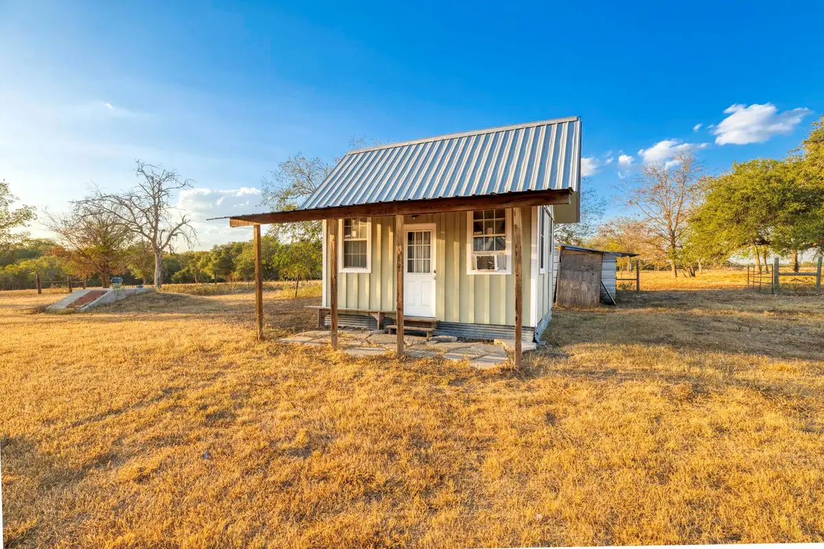 645 Old Luling Rd, Lockhart, TX 78644 - Image #1