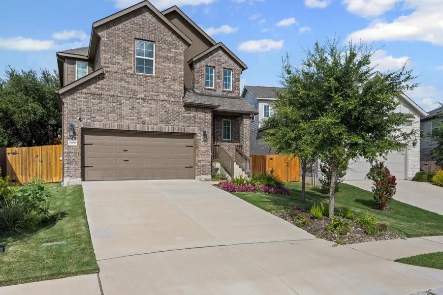7908 Autumn Moor Bnd, Lago Vista, TX 78645 - Image #2