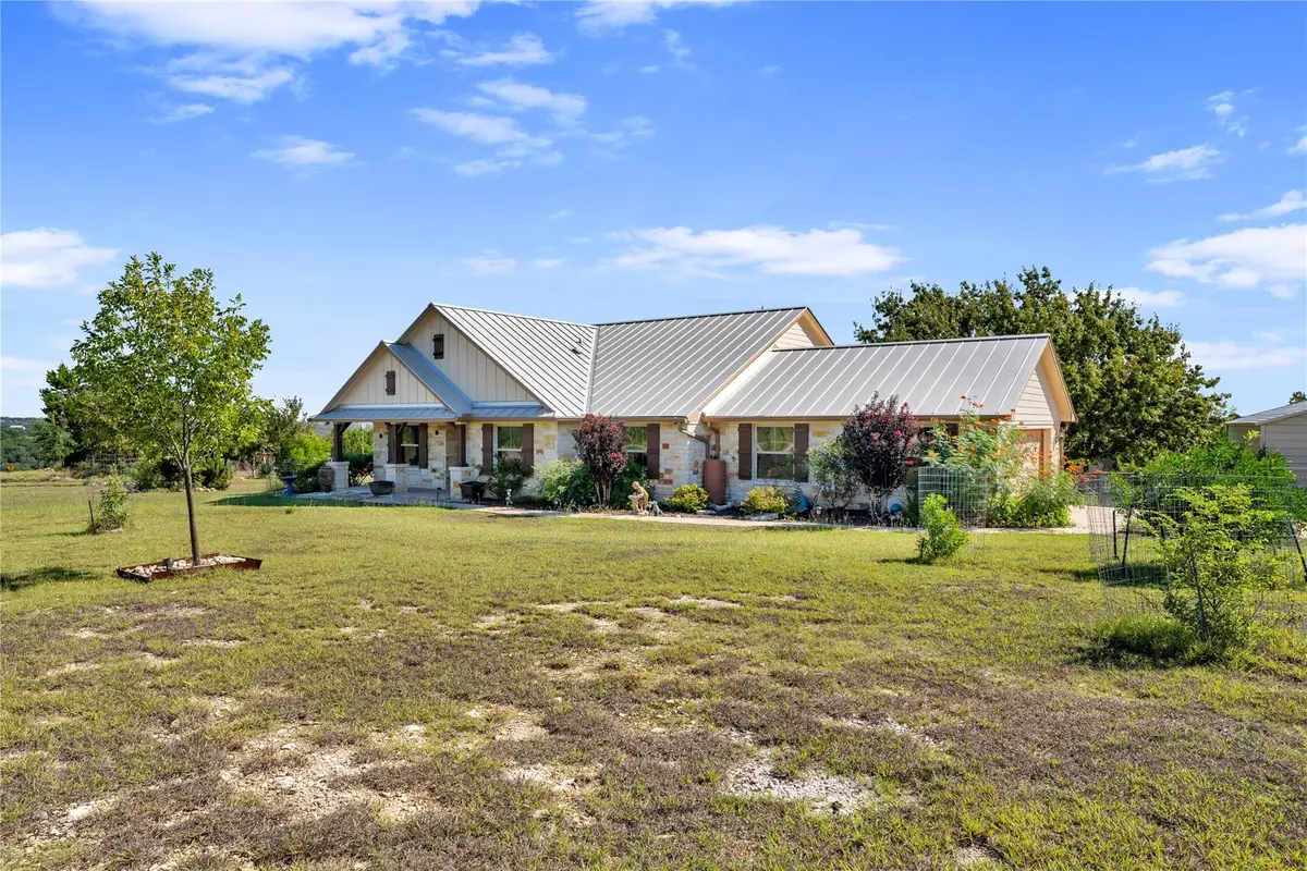 560 Saddle Ridge Dr, Bertram, TX 78605 - #1
