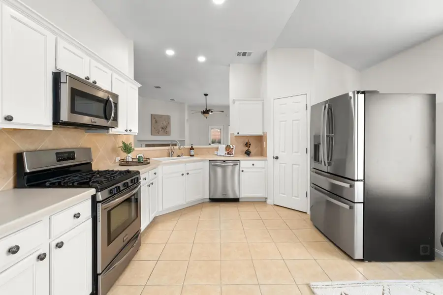 100 Pecanwood S, Kyle, TX 78640 - #2