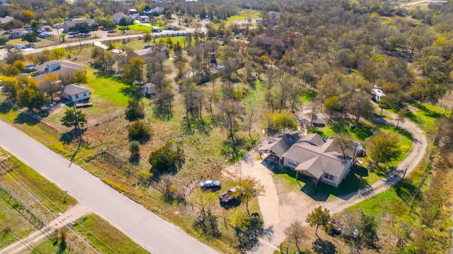 185 Monterrey Hills Dr, Del Valle, TX 78617 - Image #2