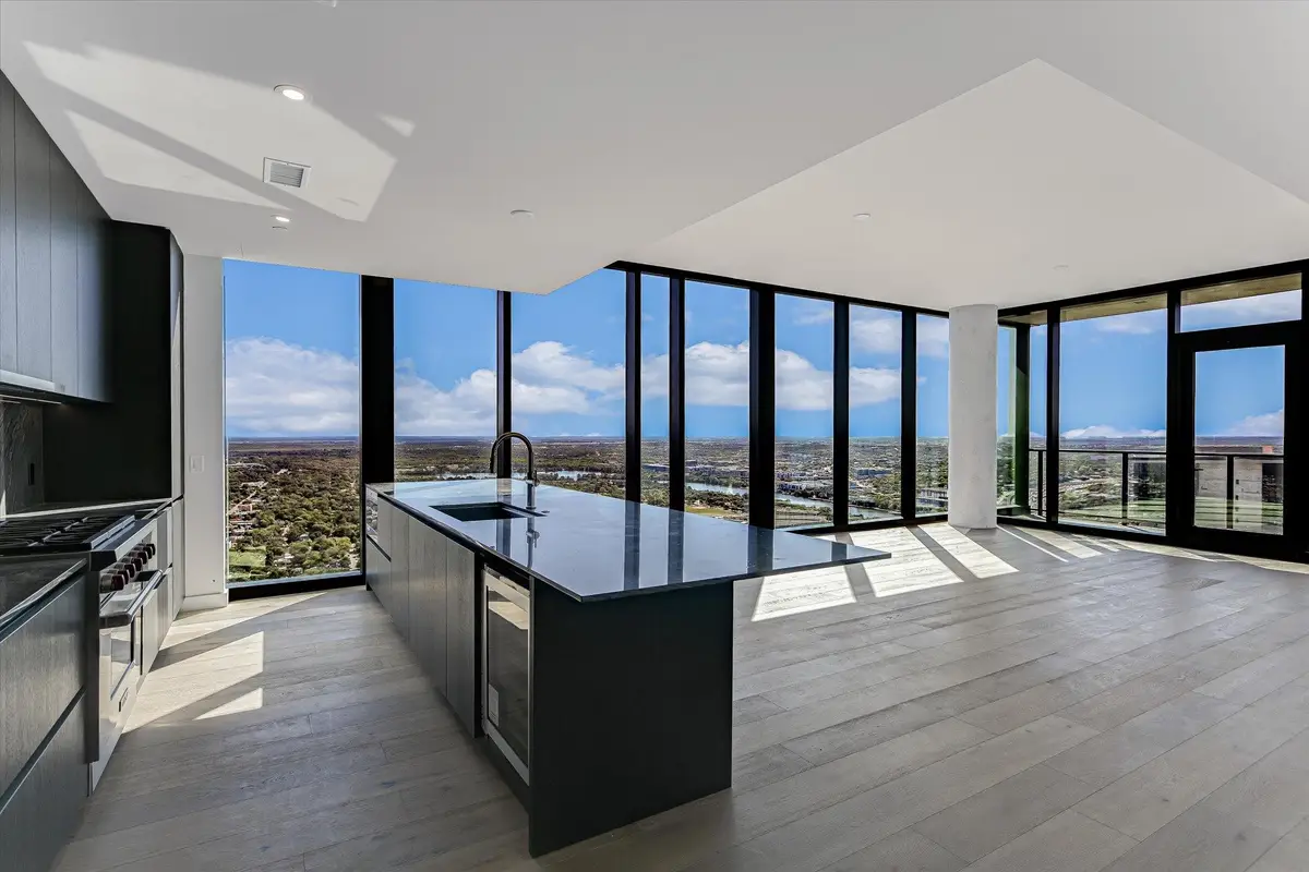 610 Davis St #4501, Austin, TX 78701 - Image #1