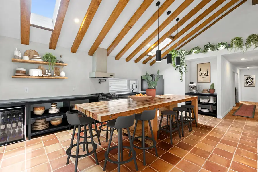 1621 Garden St #A, Austin, TX 78702 - #2