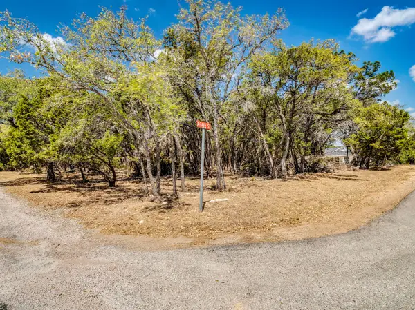 2 Agave Ct, Wimberley, TX 78676