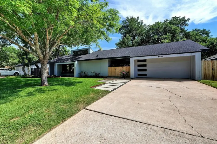 4402 Balcones Woods Dr, Austin, TX 78759 - #2